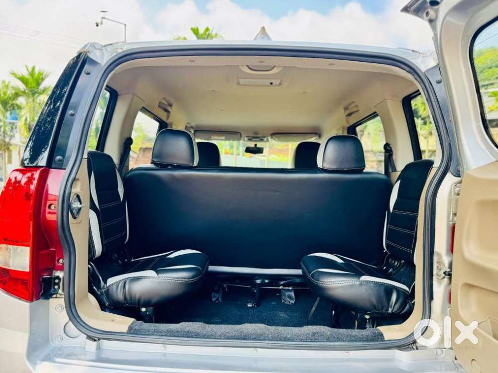 Mahindra Tuv 300 T10, 2018, Diesel