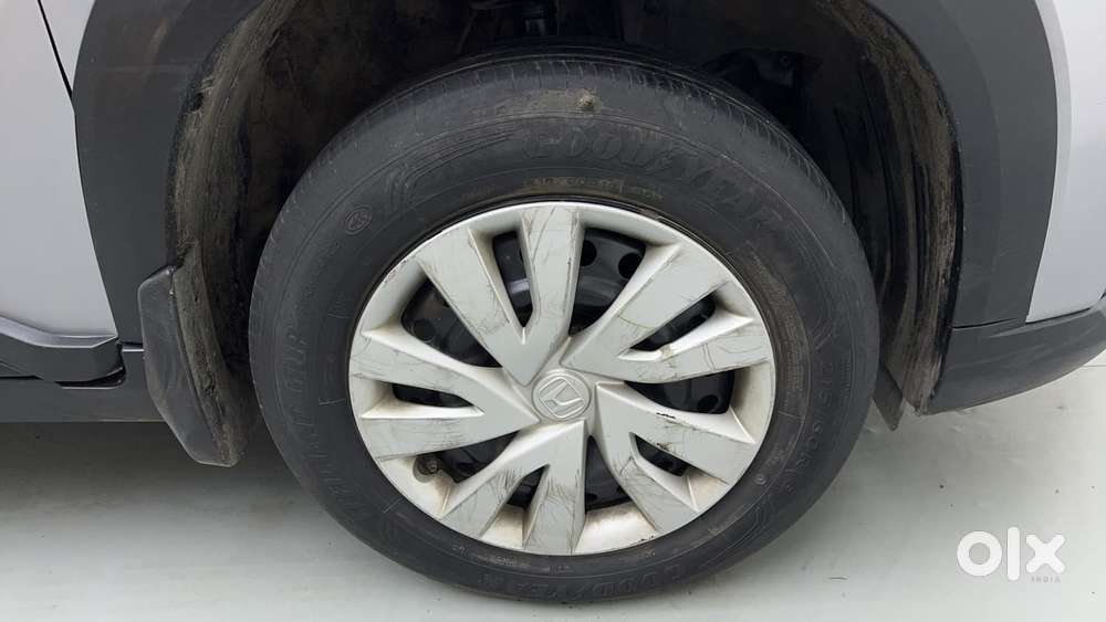 Honda Elevate V Mt, 2024, Petrol