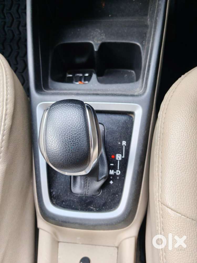 Maruti Suzuki Swift Dzire Vxi(o) Amt, 2023, Petrol