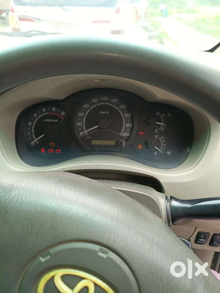 Toyota Innova 2.5 G3 2011