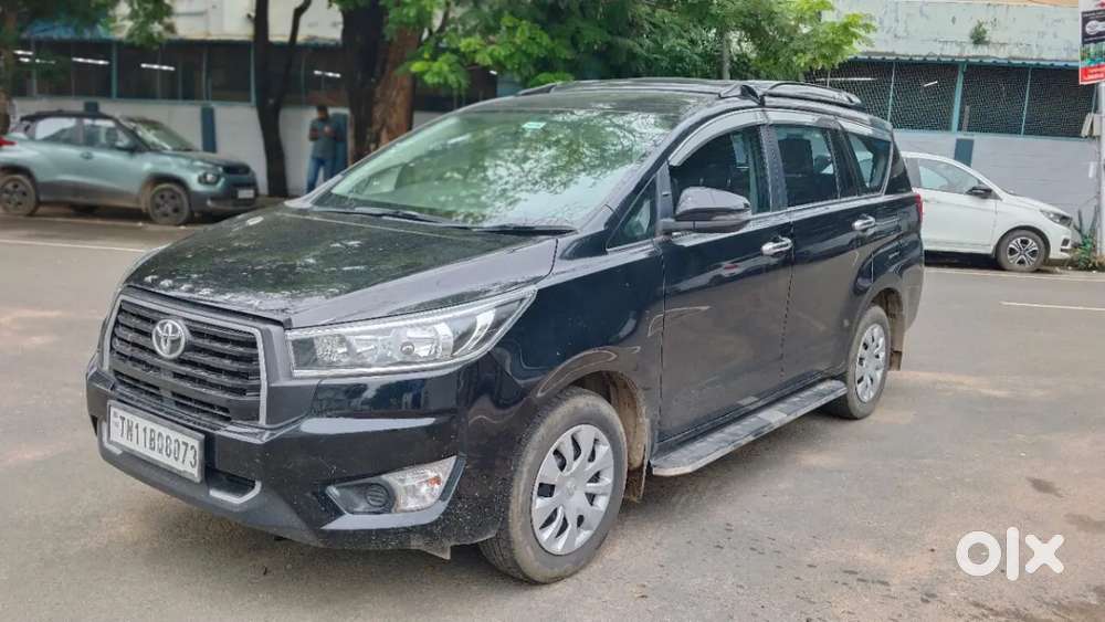 Toyota Innova Crysta [2020-ongoing] 2.4 Gx 7 Str, 2025, Diesel