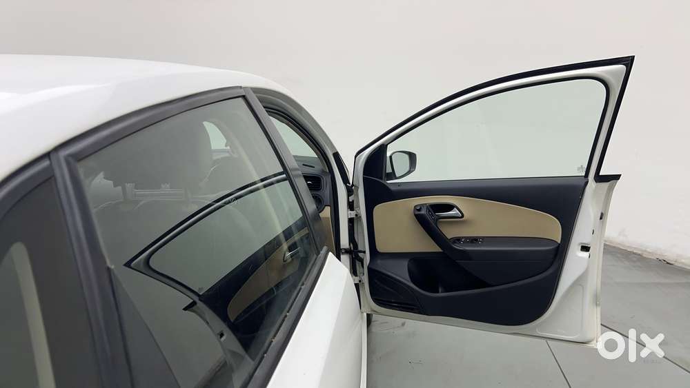 Volkswagen Ameo 1.2 Mpi Comfortline Plus, 2016, Cng & Hybrids