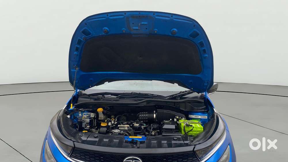 Tata Altroz Xz, 2022, Petrol