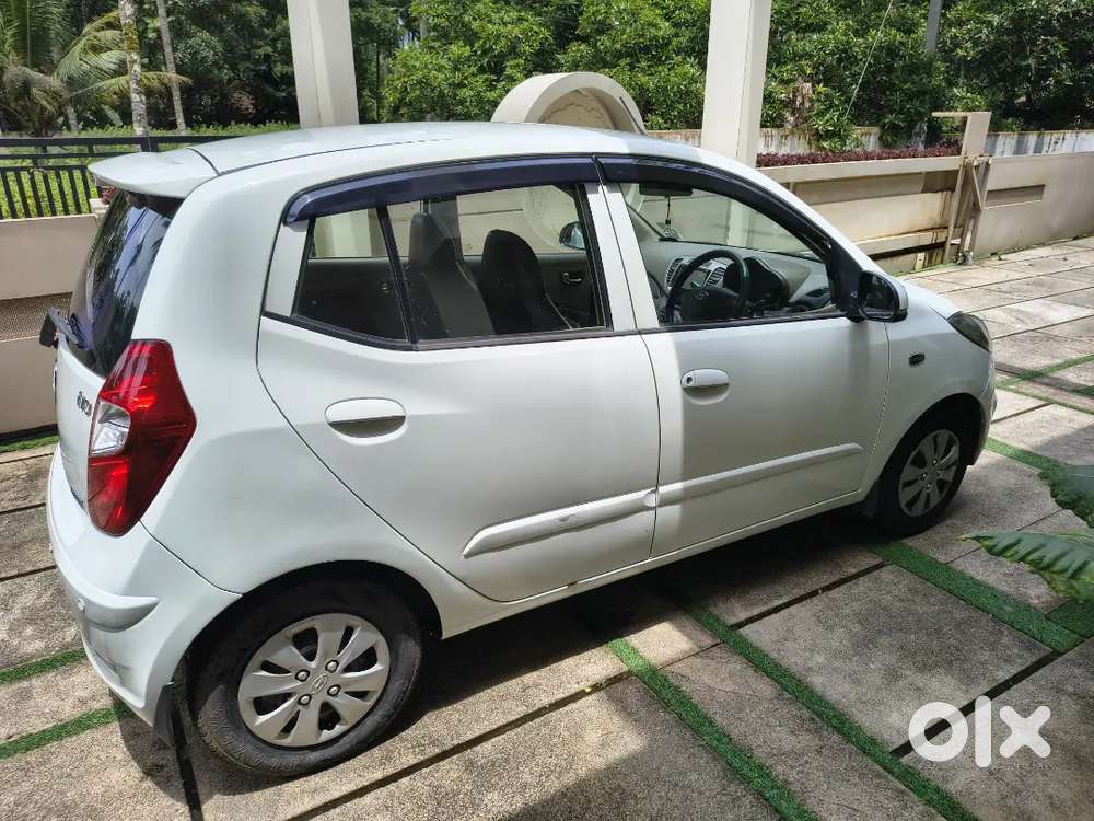 Hyundai I10 Sportz 2011