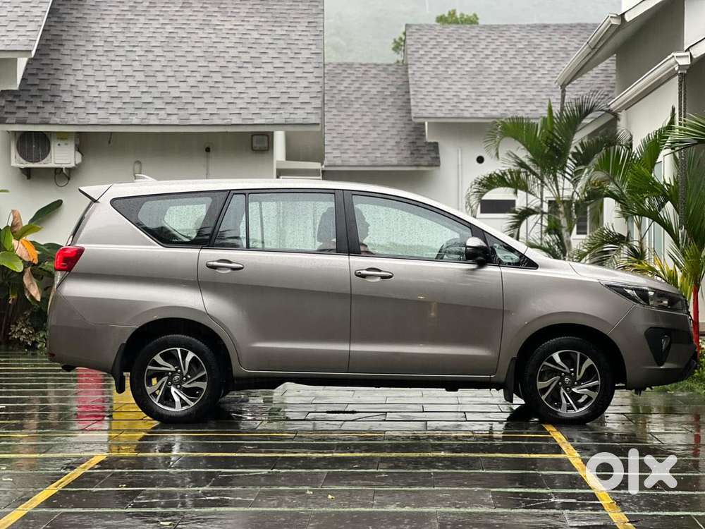 Toyota Innova Crysta [2020-ongoing] 2.7 Gx At 8 Str, 2021, Diesel