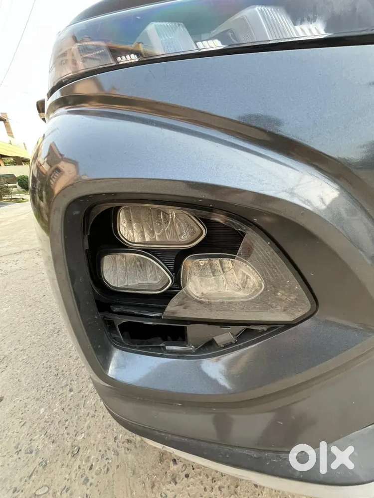 Maruti Suzuki Fronx 2023 Petrol Well Maintained