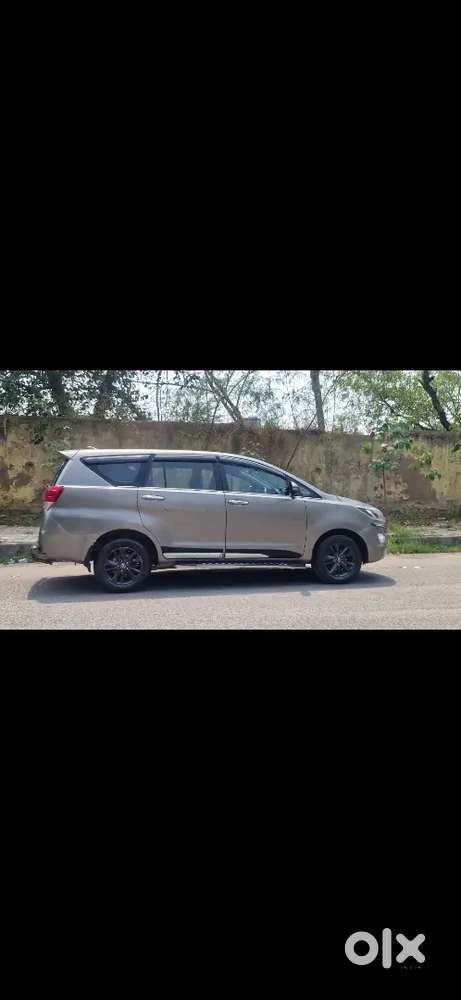 Innova Crysta Vx 2018  All Orignal  Manual