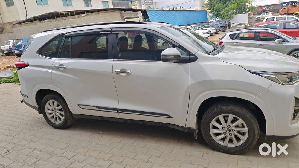 Toyota Innova Hycross 2.0 Vx Hybrid 7 Str, 2024, Diesel