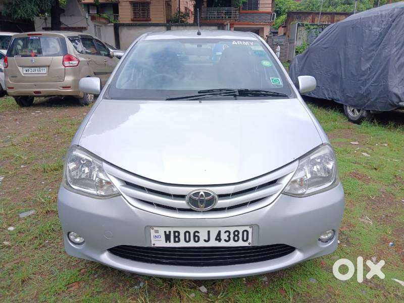 Toyota Etios Liva G, 2012, Petrol