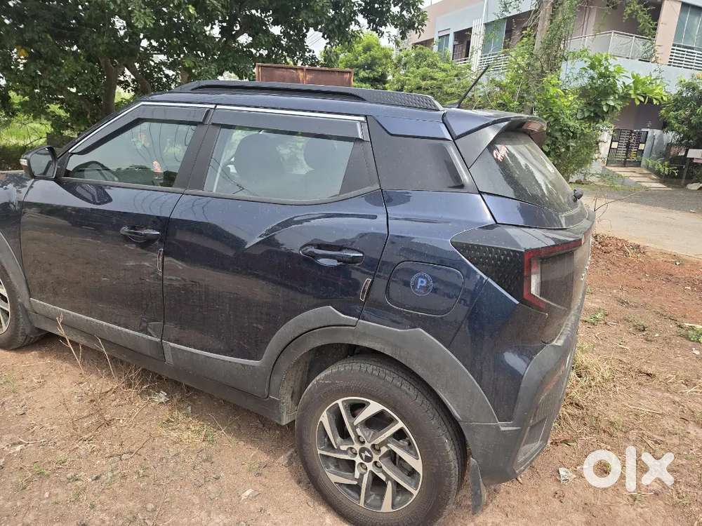 Mahindra Xuv 3xo 2025 Petrol Well Maintained Sunroofallautocontrols