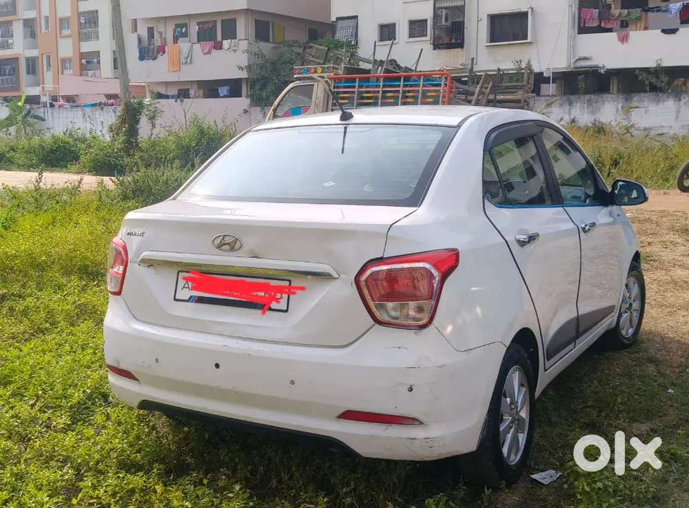 Hyundai Xcent 2015 Diesel 128000 Km Driven