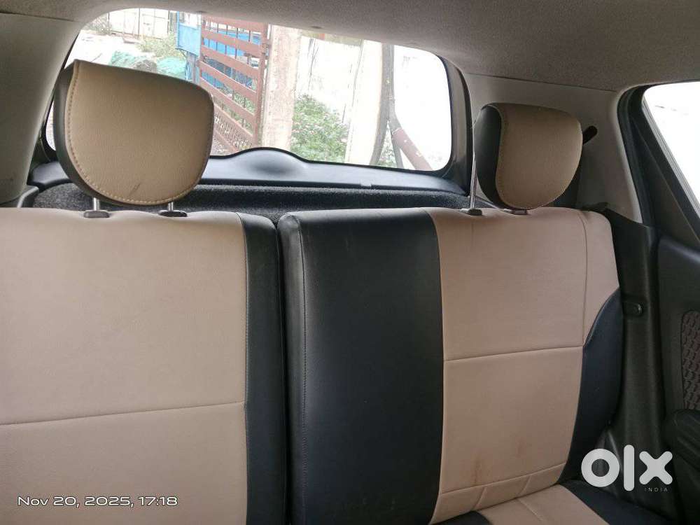 Maruti Suzuki Ritz Vxi, 2013, Petrol