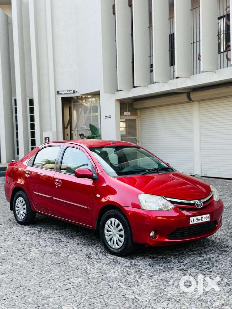Toyota Etios, 2011, Petrol