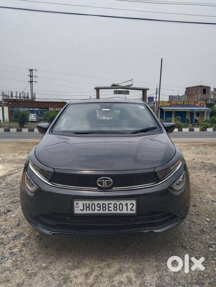 Tata Altroz Xz Plus (s), 2023, Petrol