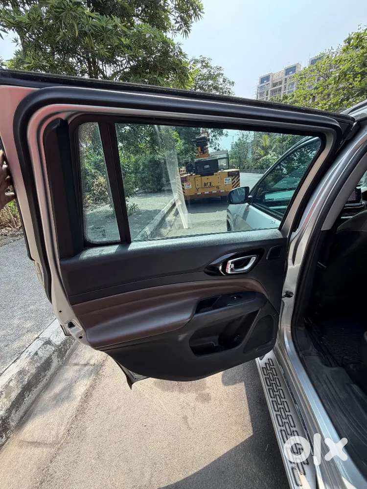 Jeep Meridian Limited Plus 4x4 At 2023  31,400 Km  Single Owner