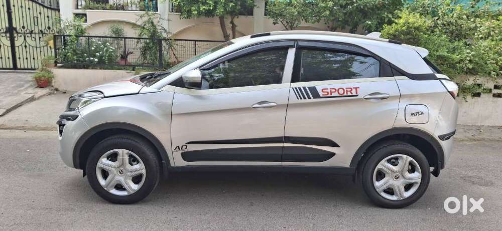 Tata Nexon, 2019, Petrol