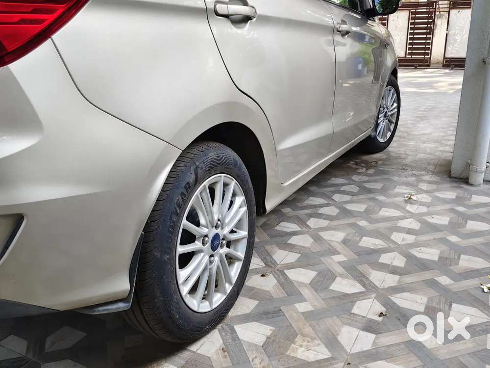 Ford Aspire Blu 2020