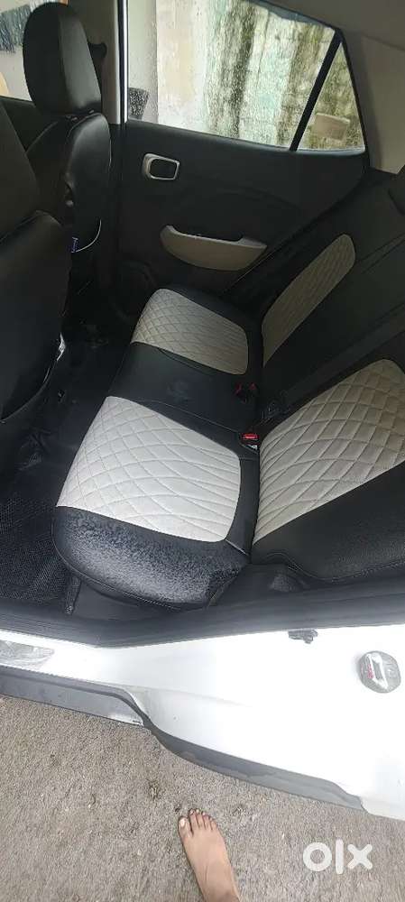 Hyundai New Venue Petrol S+ Manual 2025 November(7 Months Old )