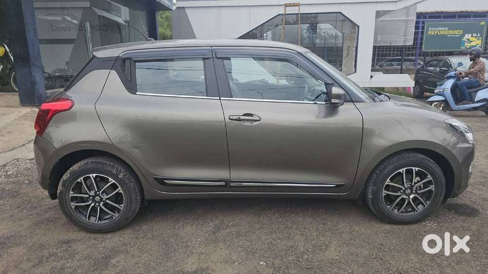 Maruti Suzuki Swift Zxi Plus, 2023, Petrol