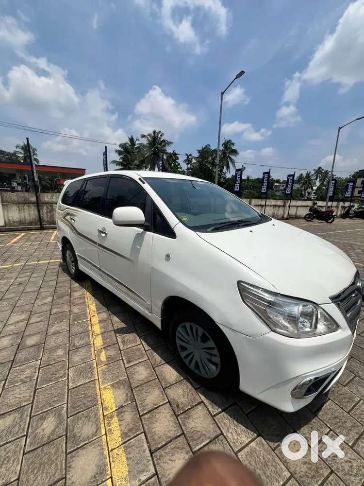 Toyota Innova 2.5 Diesel Manual 2012
