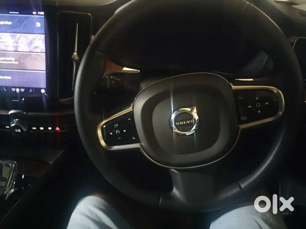 Volvo Xc60 2024 Petrol 4220 Km Driven