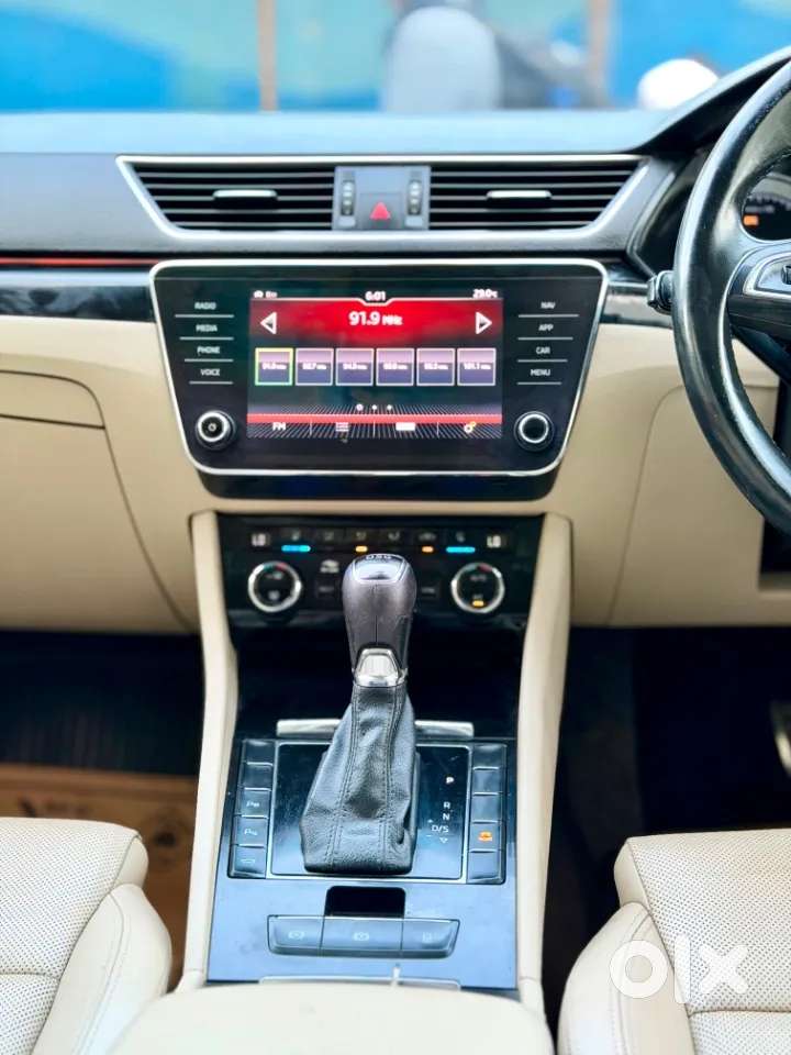 Skoda Superb 2.0 L&k Tsi At, 2020, Petrol