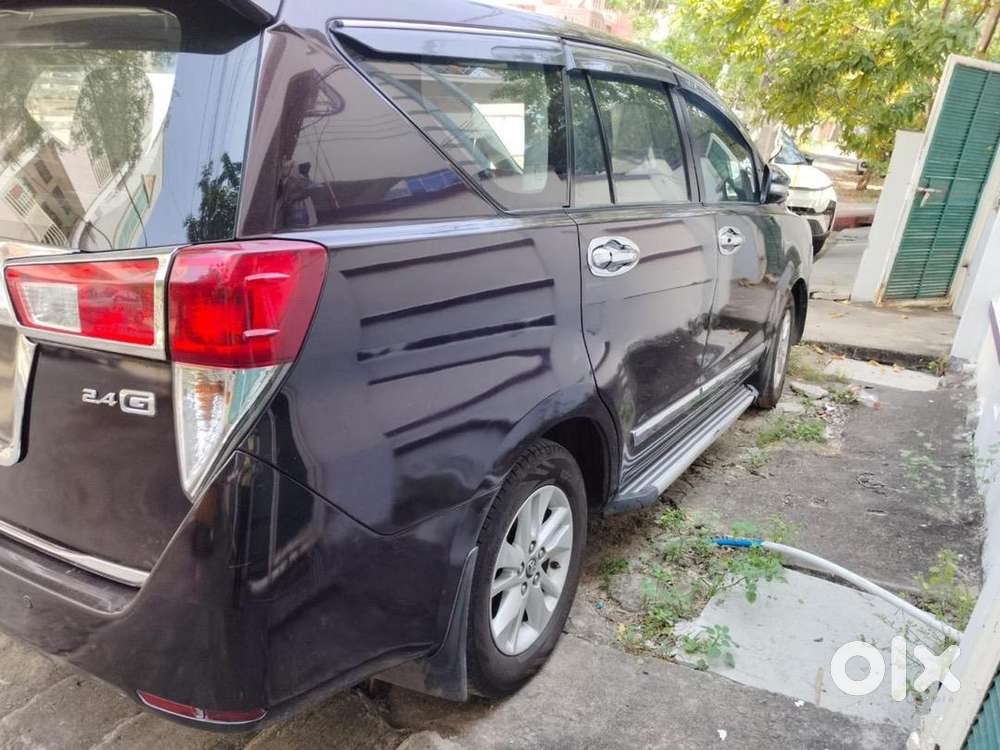 Toyota Innova Crysta 2017 Diesel 129000 Km Driven