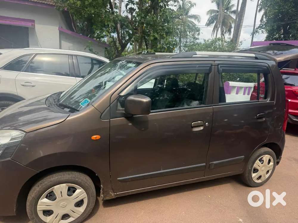 Maruti Suzuki Wagon R Vxi Petrol Automatic 2016