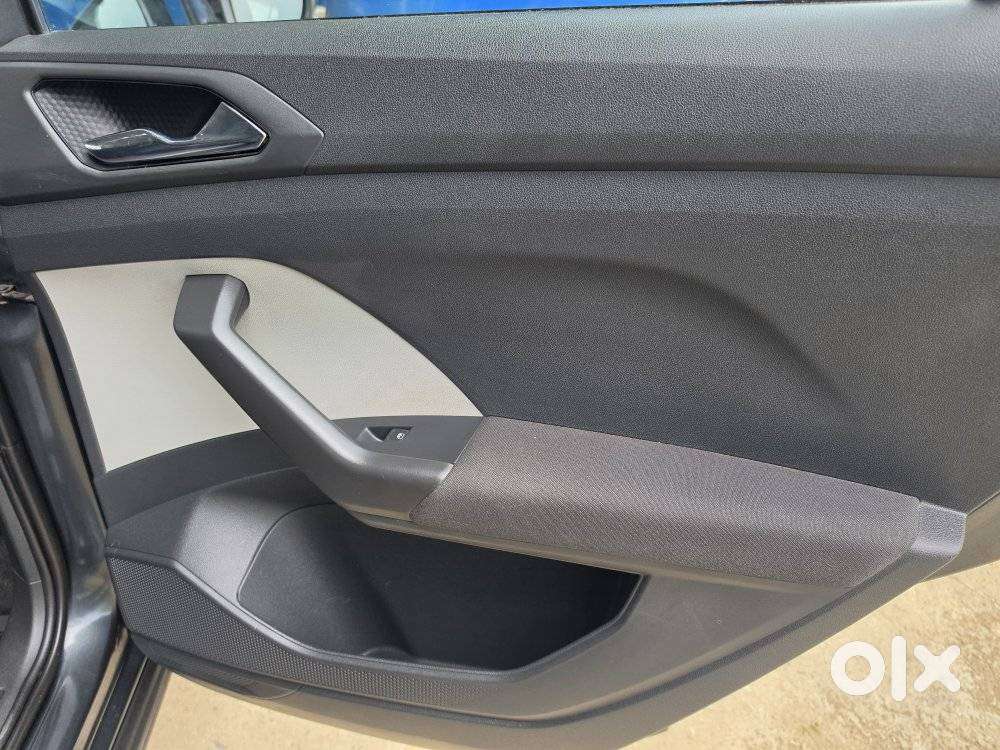 Skoda Kushaq 1.0 Tsi Ambition, 2022, Petrol