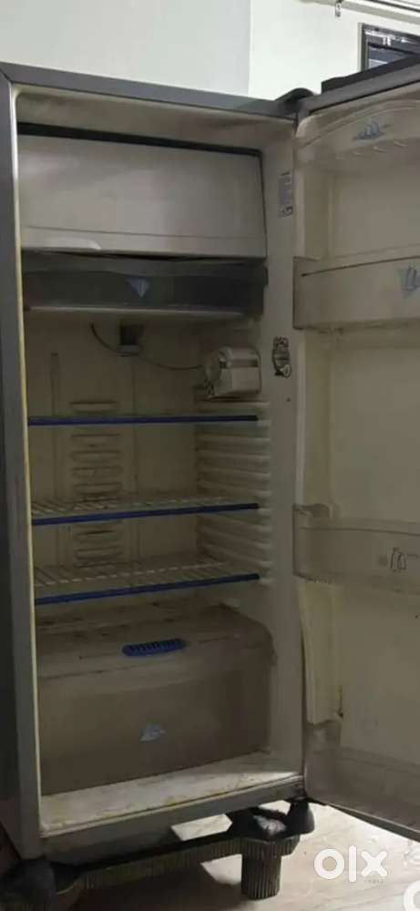 Whirlpool 280L Single Door Refrigerator &ndash; Good Working Condition