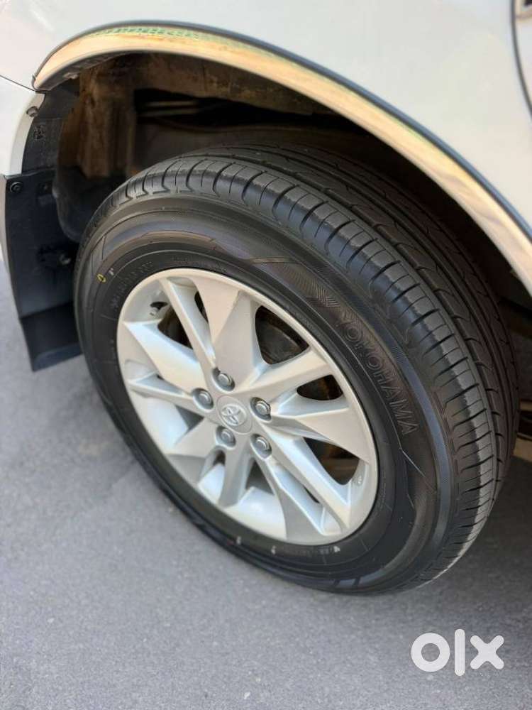 Toyota Innova Crysta [2020-ongoing] 2.4 Gx 7 Str, 2023, Diesel