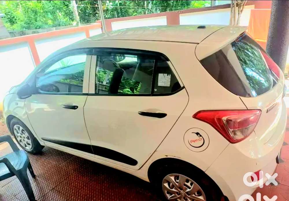 2017 Hyundai Grand I10 – Well-maintained
Car
