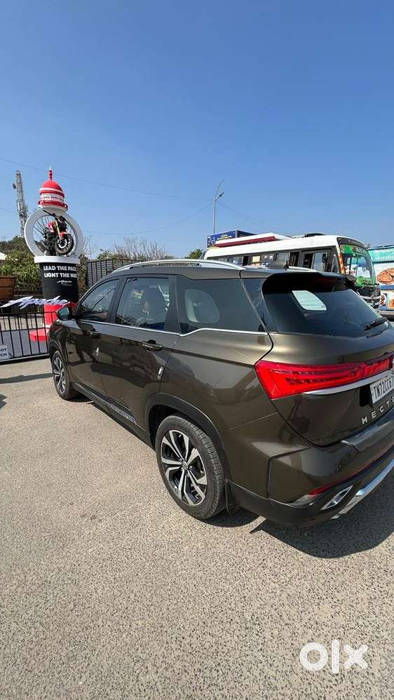 Mg Hector Plus 2023 Cng & Hybrids 23000 Km Driven