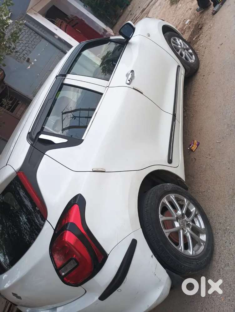 Maruti Suzuki Swift 2021 Lxi