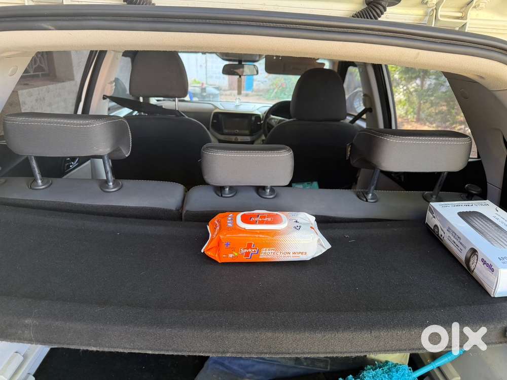 Mahindra Xuv300 2021 Petrol Well Maintained