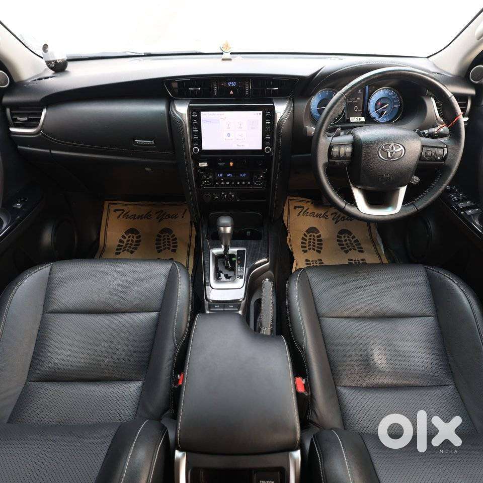 Toyota Fortuner 3.0 4x2 Automatic, 2024, Petrol