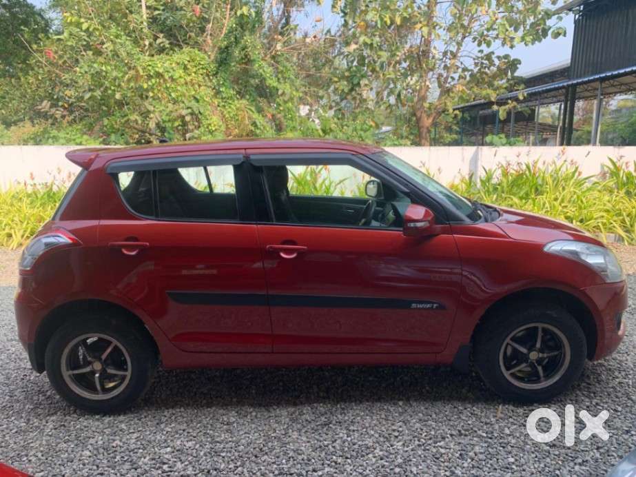 Maruti Suzuki Swift Vxi Optional, 2013, Petrol