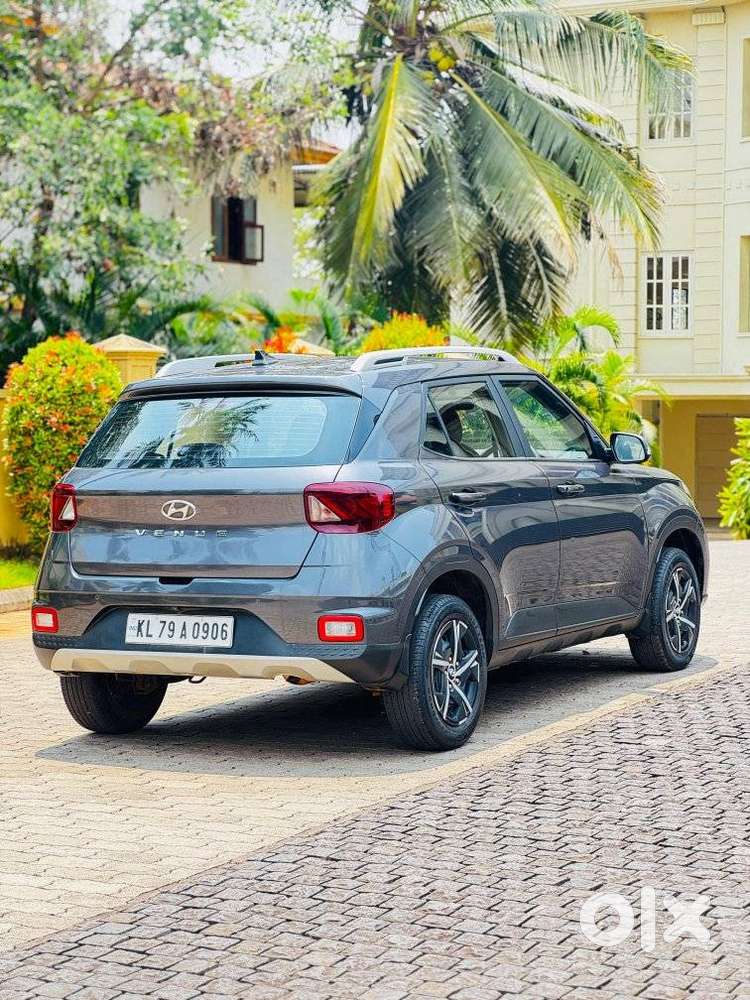 Hyundai Venue S, 2021, Petrol