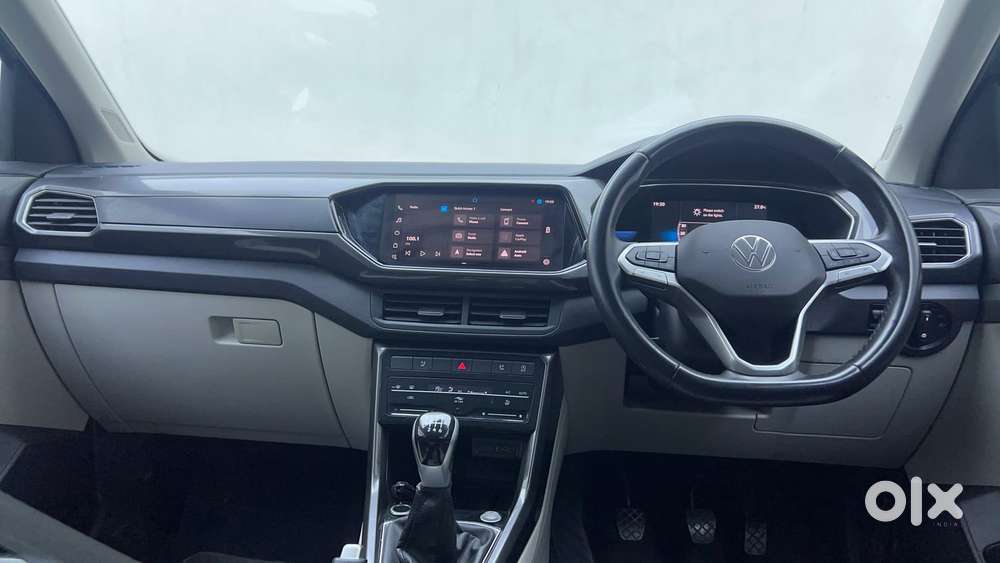 Volkswagen Taigun Topline 1.0 Tsi At (electric Seats), 2022, Petrol