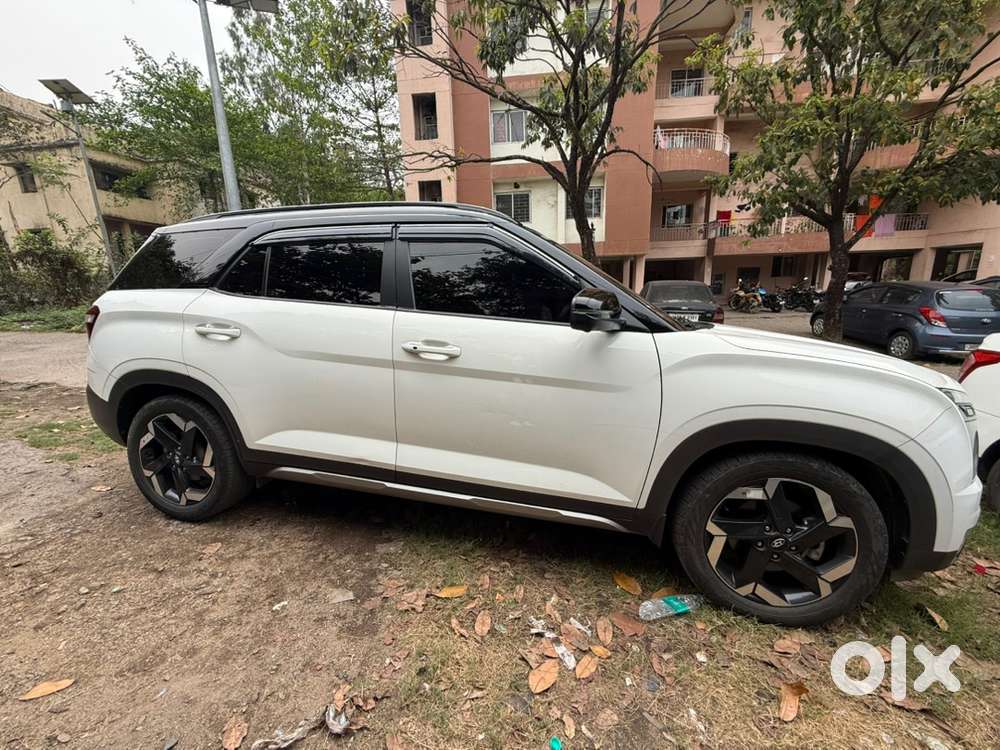 Hyundai Alcazar 2022 Diesel Well Maintained