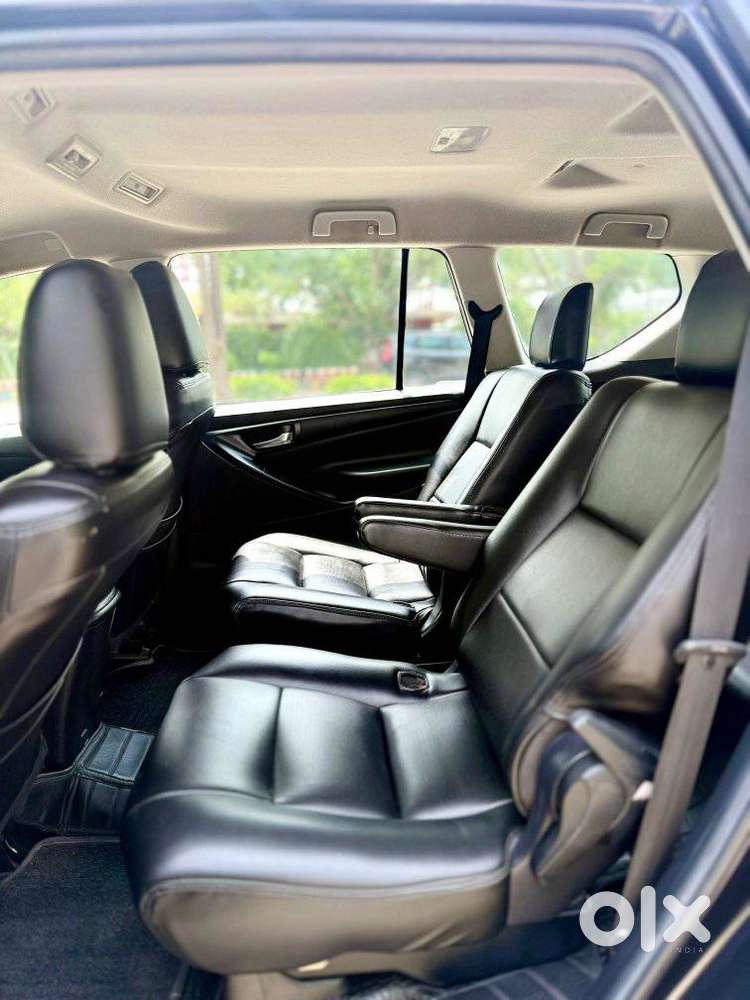 Toyota Innova Crysta [2020-ongoing] 2.7 Gx Mt 7 Str, 2021, Diesel