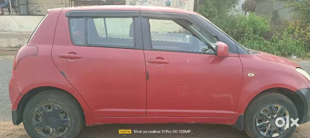 Maruti Suzuki Swift 2013 Diesel Well Maintained