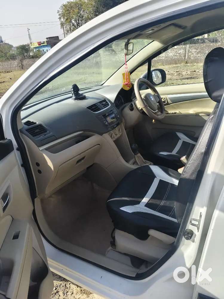 Maruti Suzuki Ertiga 2015 Diesel 98000 Km Driven
