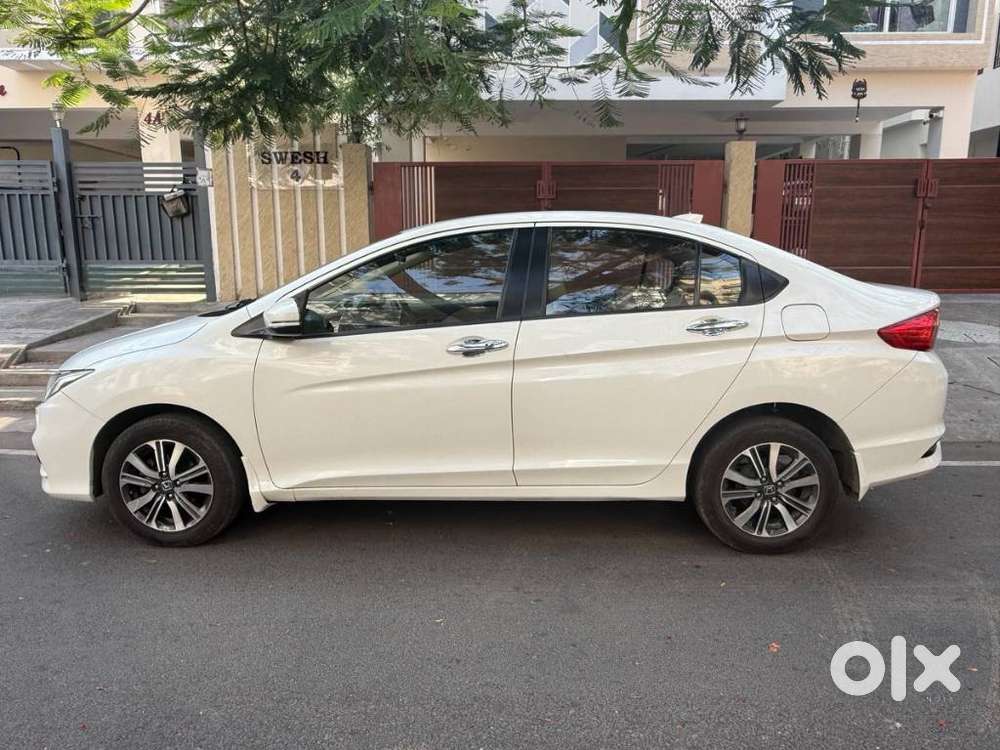 Honda City I-vtec V, 2018, Petrol