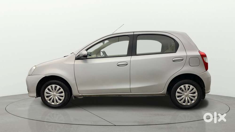 Toyota Etios Liva 1.2 V, 2017, Petrol