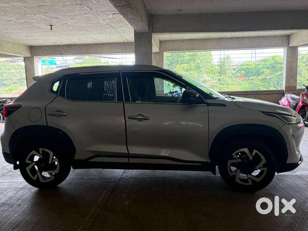 Nissan Magnite 2021 Petrol Well Maintained