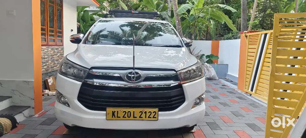 Toyota Innova Crysta 2017