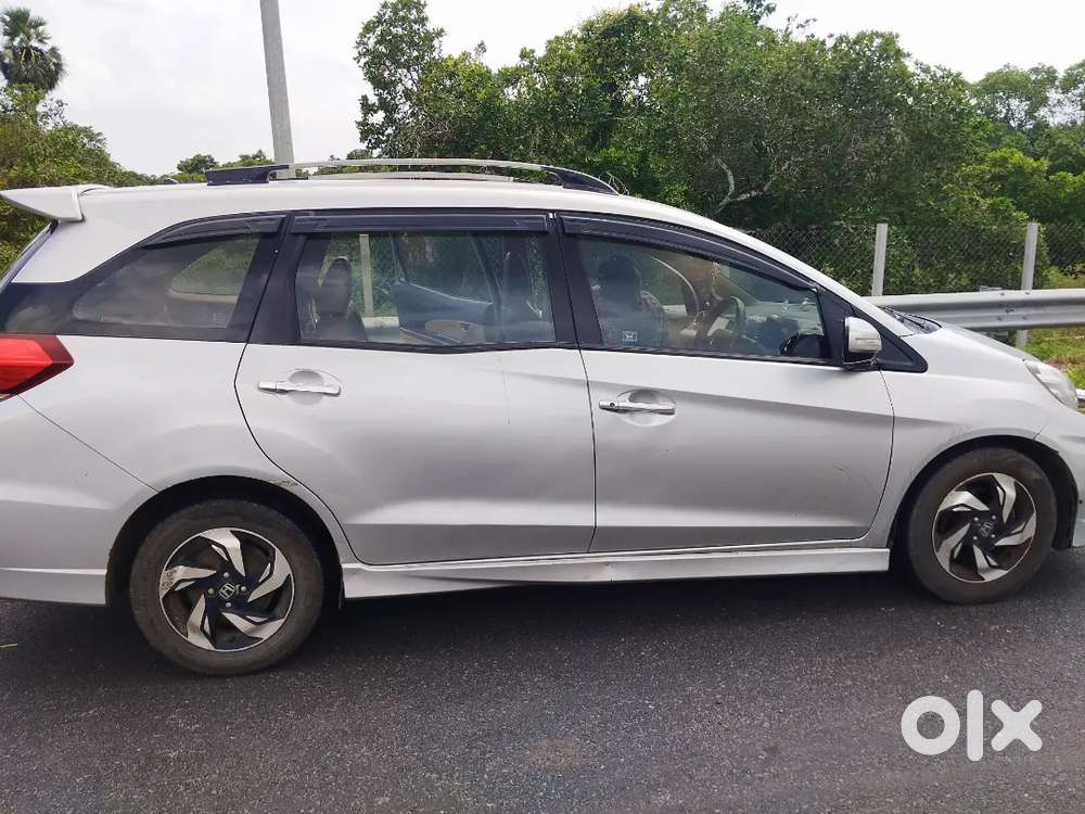 Honda Mobilio Rs 2015