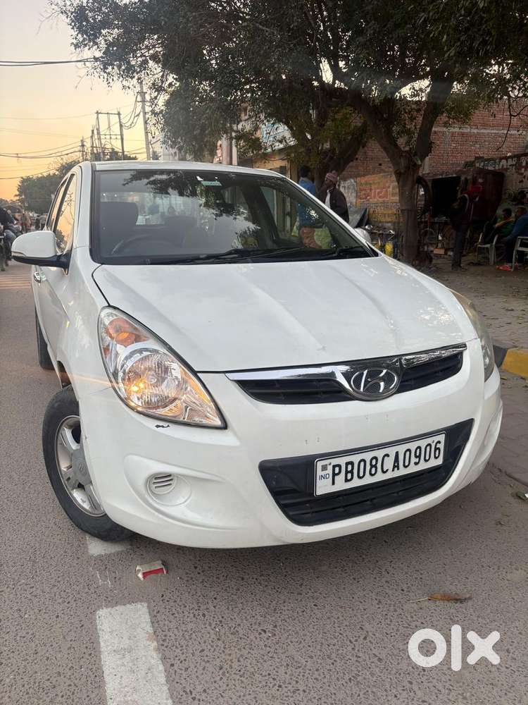 Hyundai I20 Sportz 1.4 Crdi, 2012, Diesel