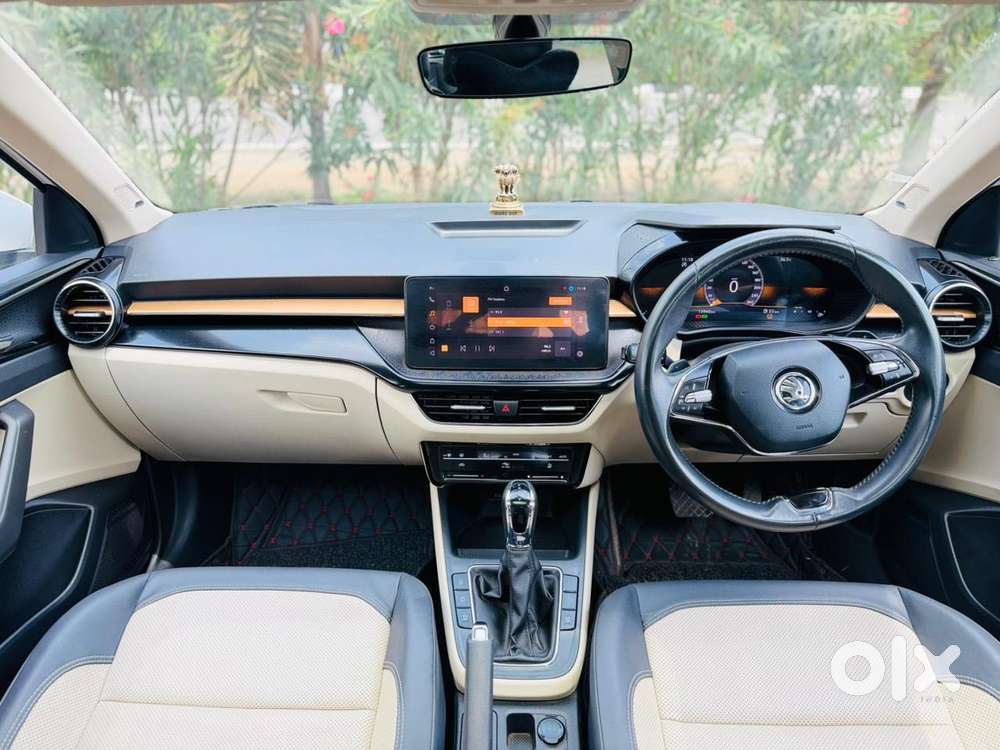 Skoda Slavia 1.5 Tsi Style At, 2025, Petrol